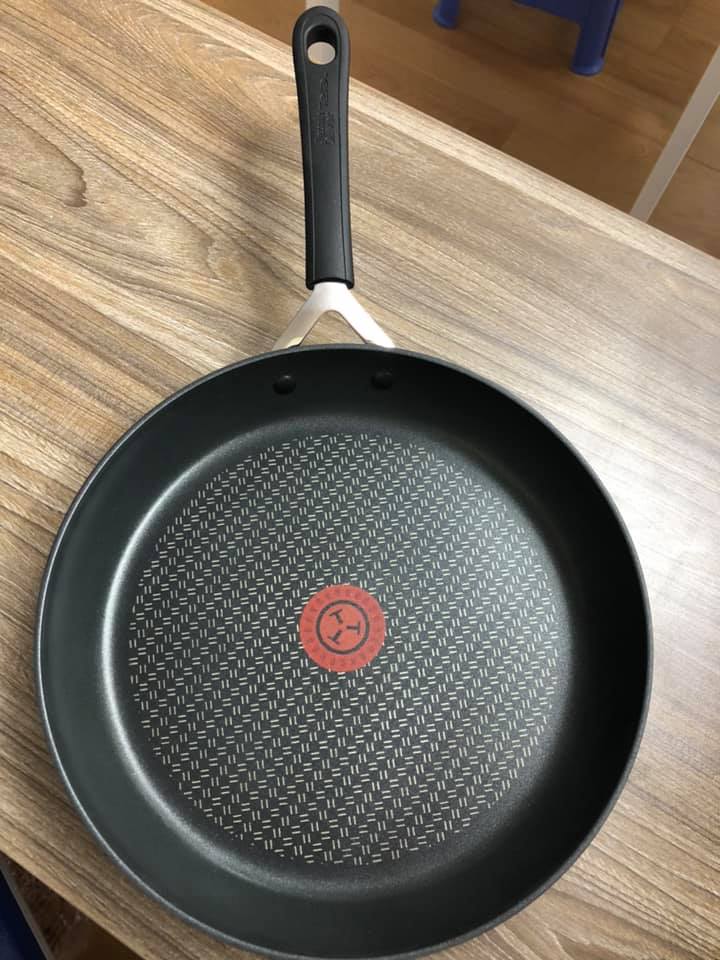 CHẢO TEFAL JAMIE OLIVER HARD ANODISED 28CM