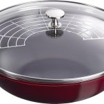CHẢO GANG STAUB SÂU LÒNG 30CM MÀU CHERRY NẮP KÍNH CHẢO GANG STAUB SÂU LÒNG 30CM MÀU CHERRY NẮP KÍNH
