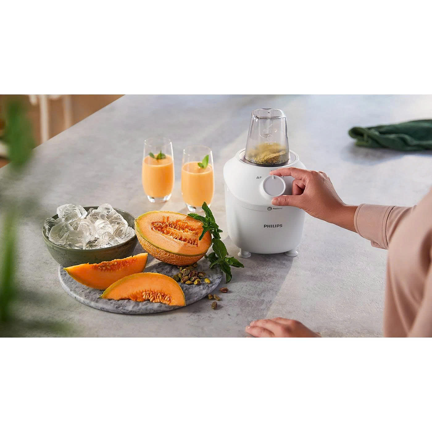 z7675570647187_ccc87dd5b6b317409fb88b875f8ac9e2