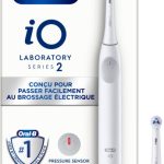 Bàn chải đánh răng điện Oral-B iO 2 màu trắng