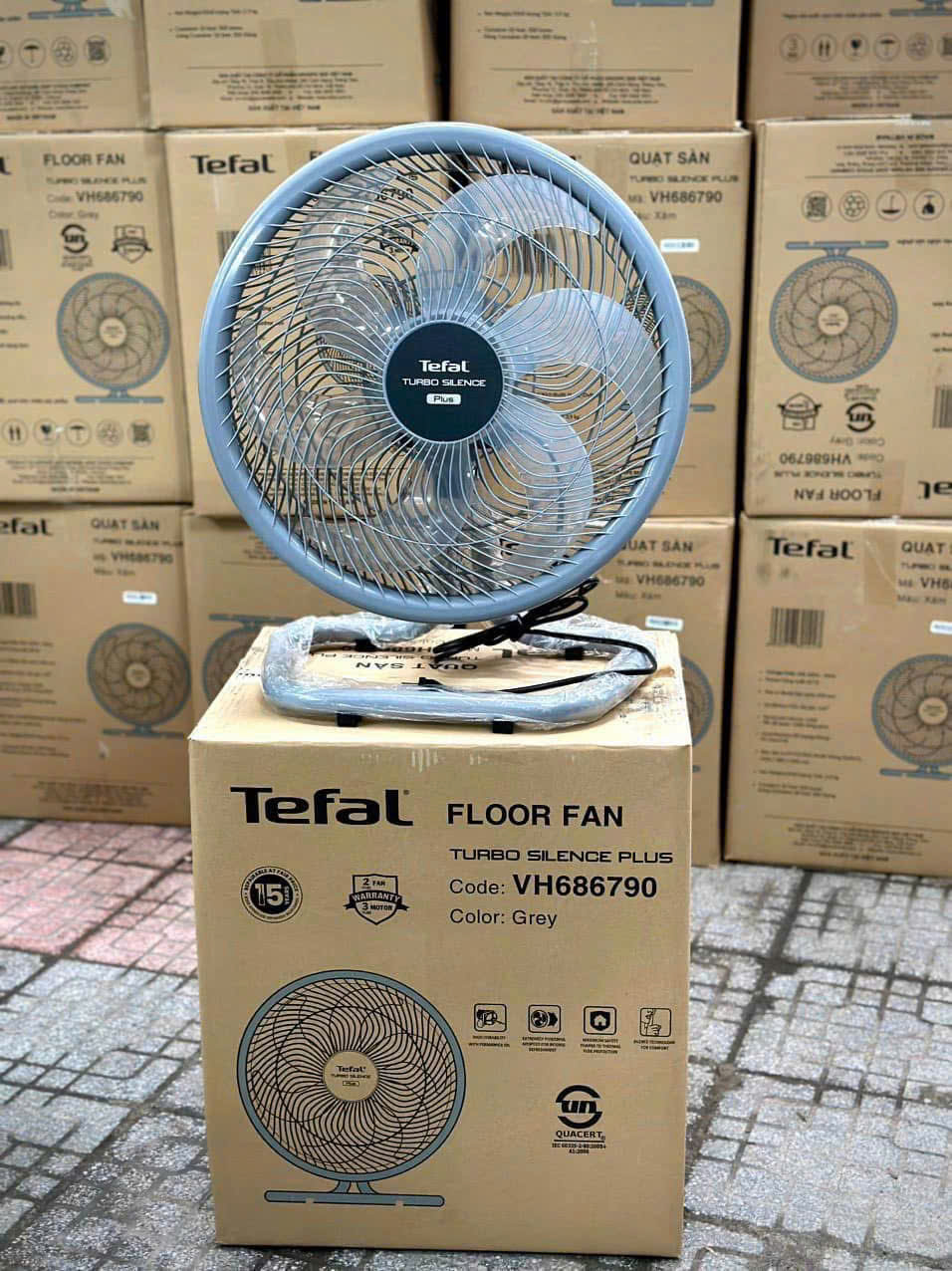 z7862299636651_18f5c311ae45d97183a357fa034e750c