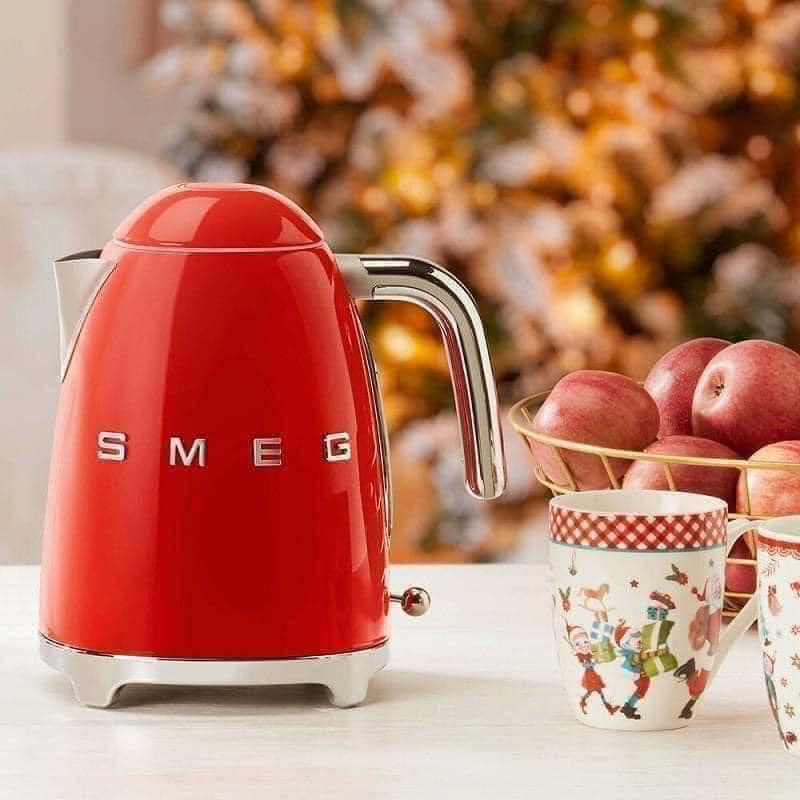 ẤM SIÊU TỐC SMEG KLF03RDEU MÀU ĐỎ 1,7L